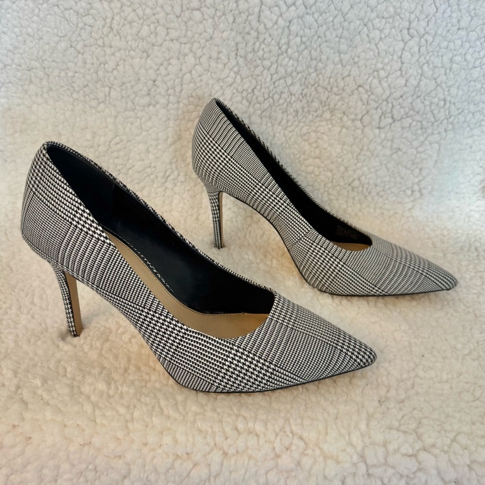 Gianni Bini Plaid Heels Black and White size 9